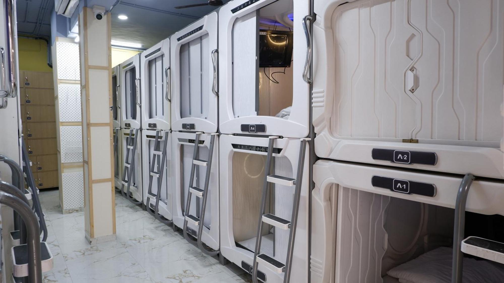 Hotel Astropods à Bombay Extérieur photo