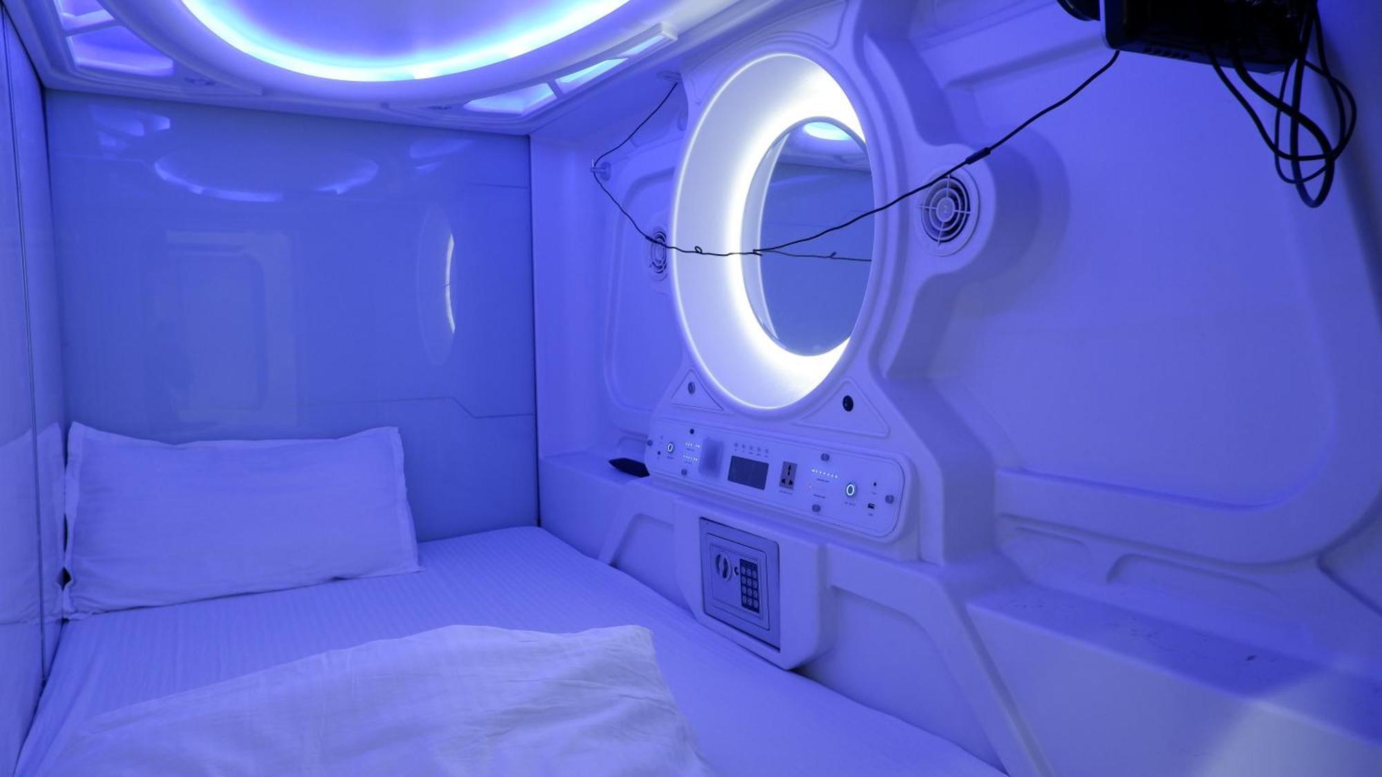 Hotel Astropods à Bombay Extérieur photo